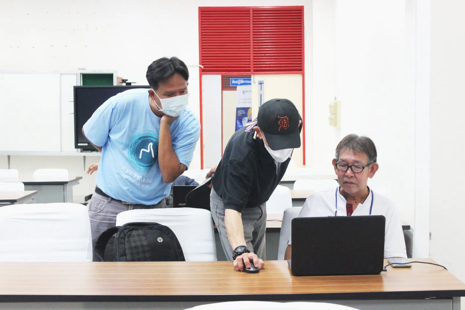 ภาพบรรยากาศงานสัมมนา Forex วันที่ 24 ก.ค 2022 ที่สุรินทร์ Surin Province — ภาพที่ 3