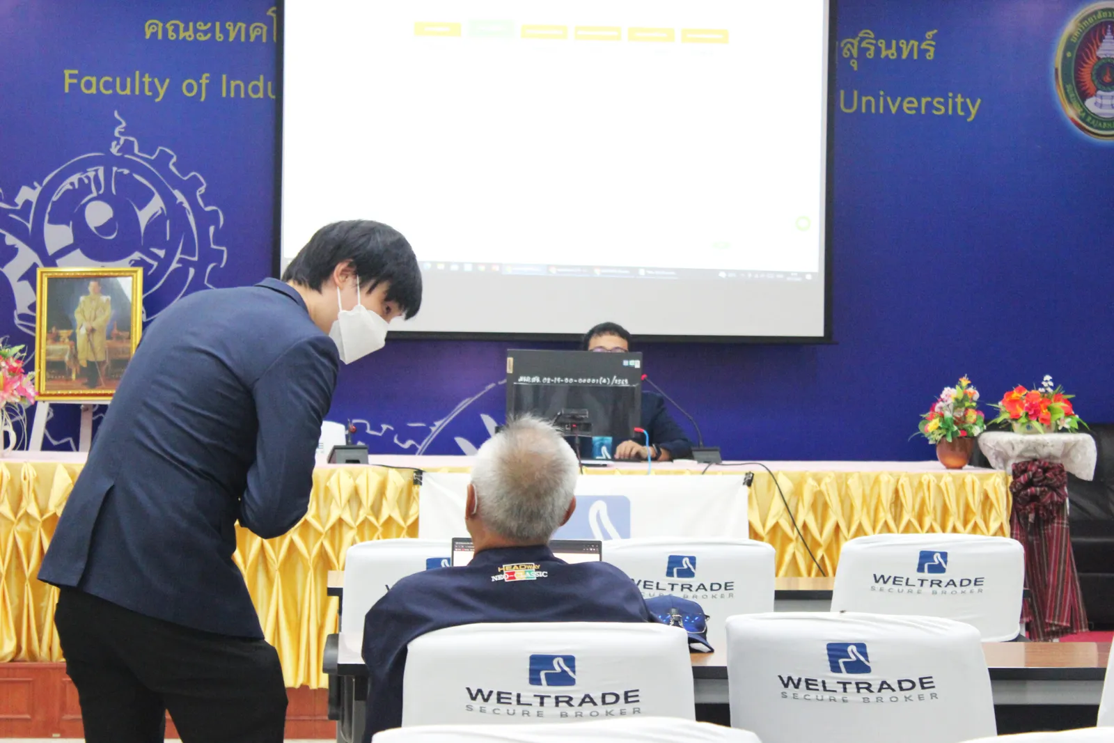 ภาพบรรยากาศงานสัมมนา Forex วันที่ 24 ก.ค 2022 ที่สุรินทร์ Surin Province — ภาพที่ 7