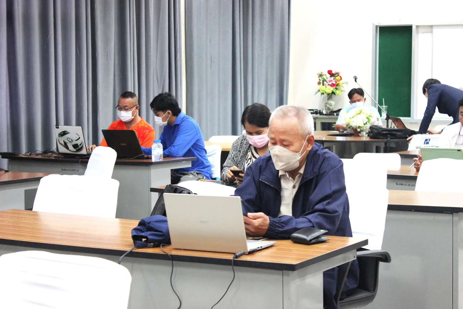 ภาพบรรยากาศงานสัมมนา Forex วันที่ 24 ก.ค 2022 ที่สุรินทร์ Surin Province — ภาพที่ 9