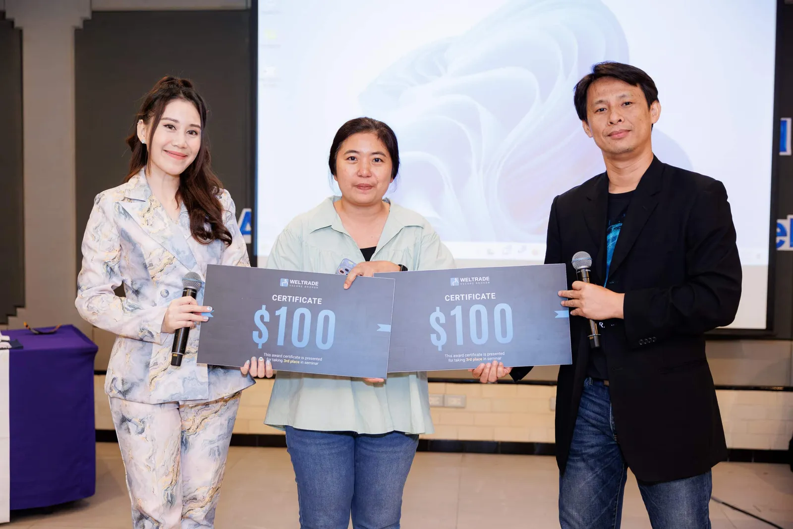 บรรยากาศงาน สัมมนา FOREX บางแสน 25 กันยายน 2566 — ภาพที่ 23