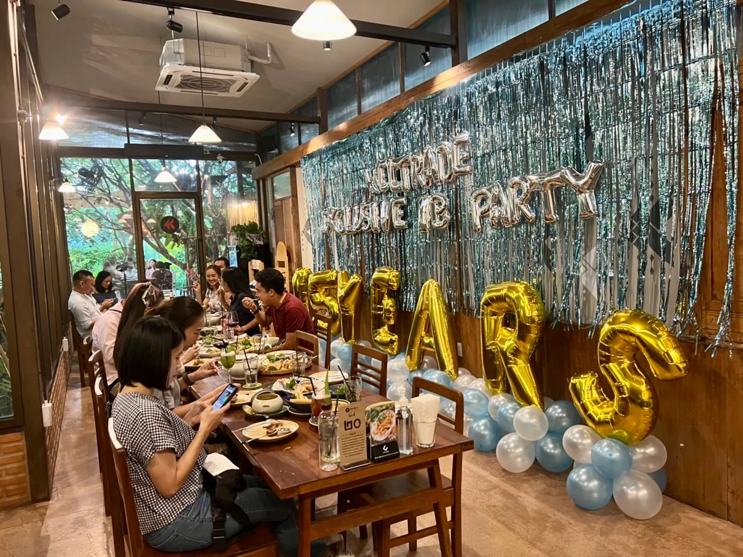 ภาพบรรยากาศงานสัมมนา Forex 26 มี.ค. 2565 ร้าน the banquet — ภาพที่ 2