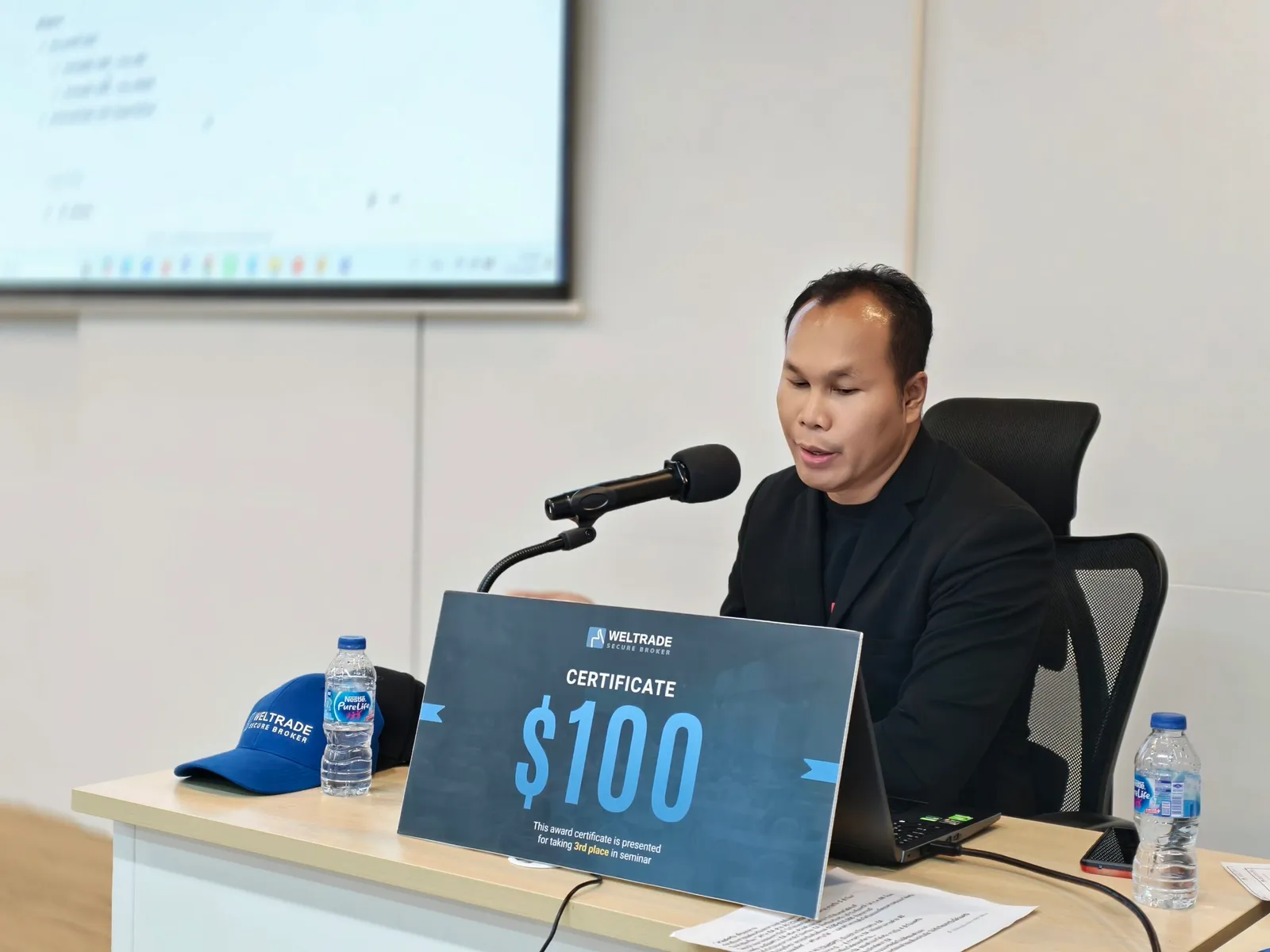 Build Your Own EA with AI — No Coding Needed, 12 July, 2025 — ภาพที่ 1